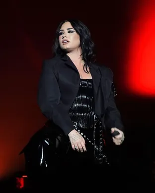 Demi Lovato Auburn Hills