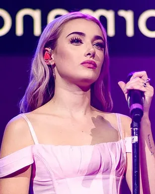 Olivia O'Brien Detroit